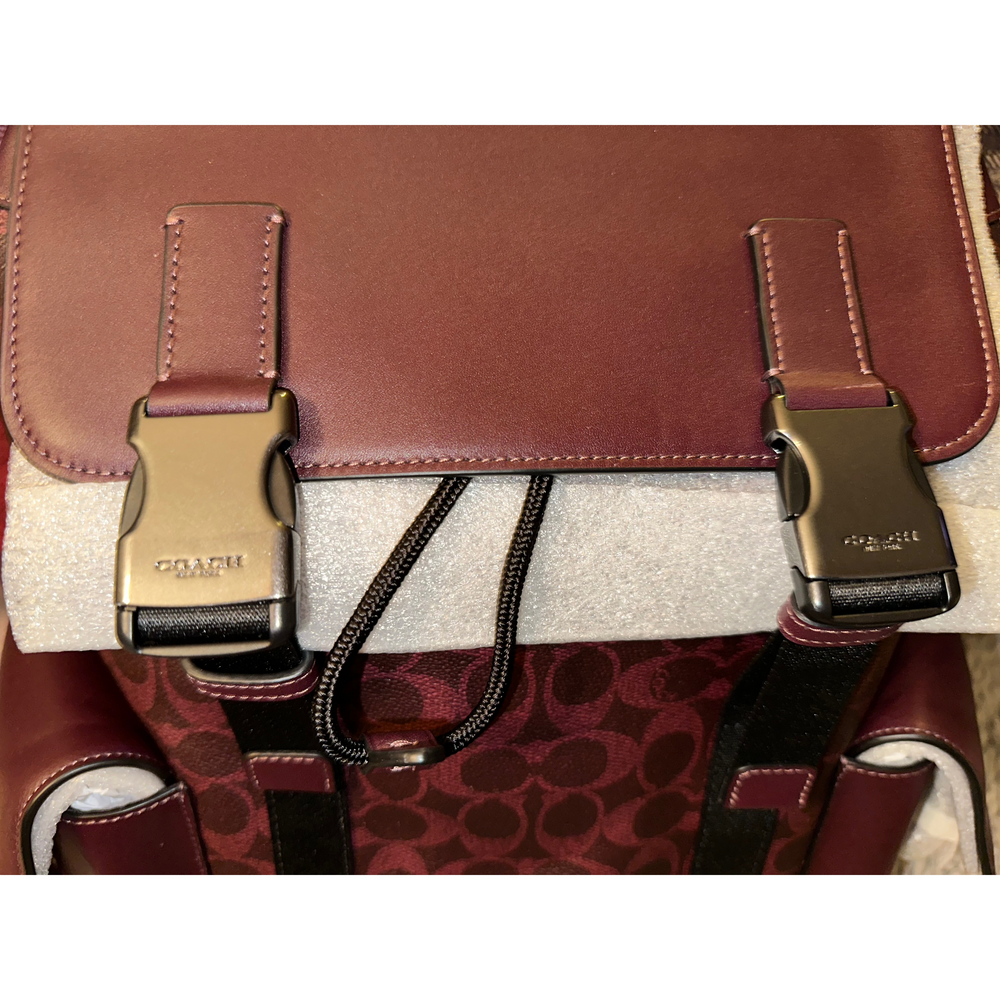 Coach Signature Leather Backpack in Red - Picture 4 of 8